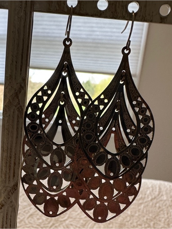 Jewelry - Intricate Filigree Teardrop Earrings - Antiqued Silver Tone